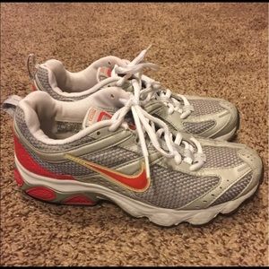 5/$20 Nike Running Shoe